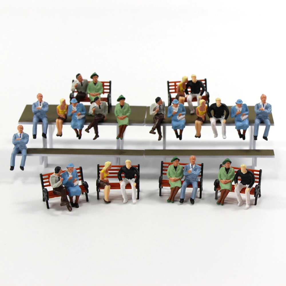 24 pcs O scale Seated Figures 1:43 Painted Sitting People Model Railway