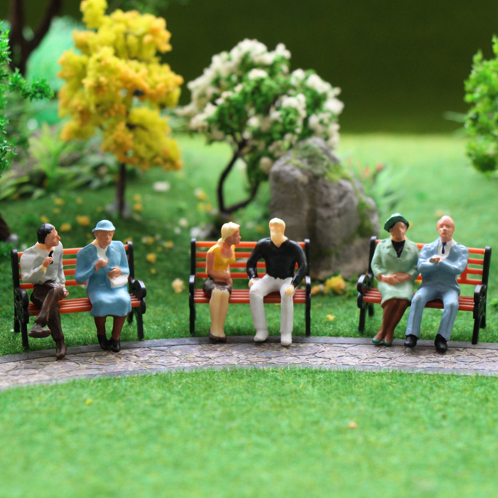 o scale seated figures