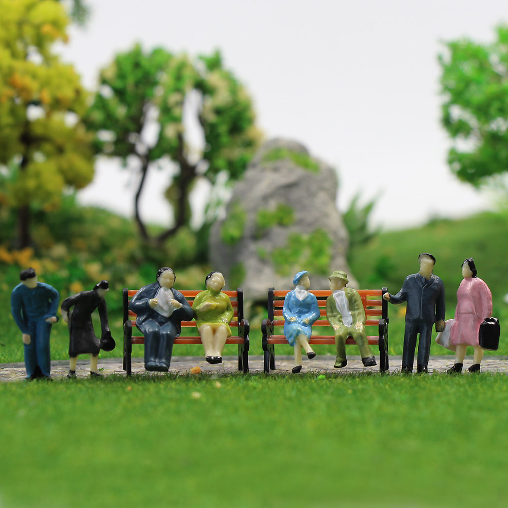 ho scale seated figures