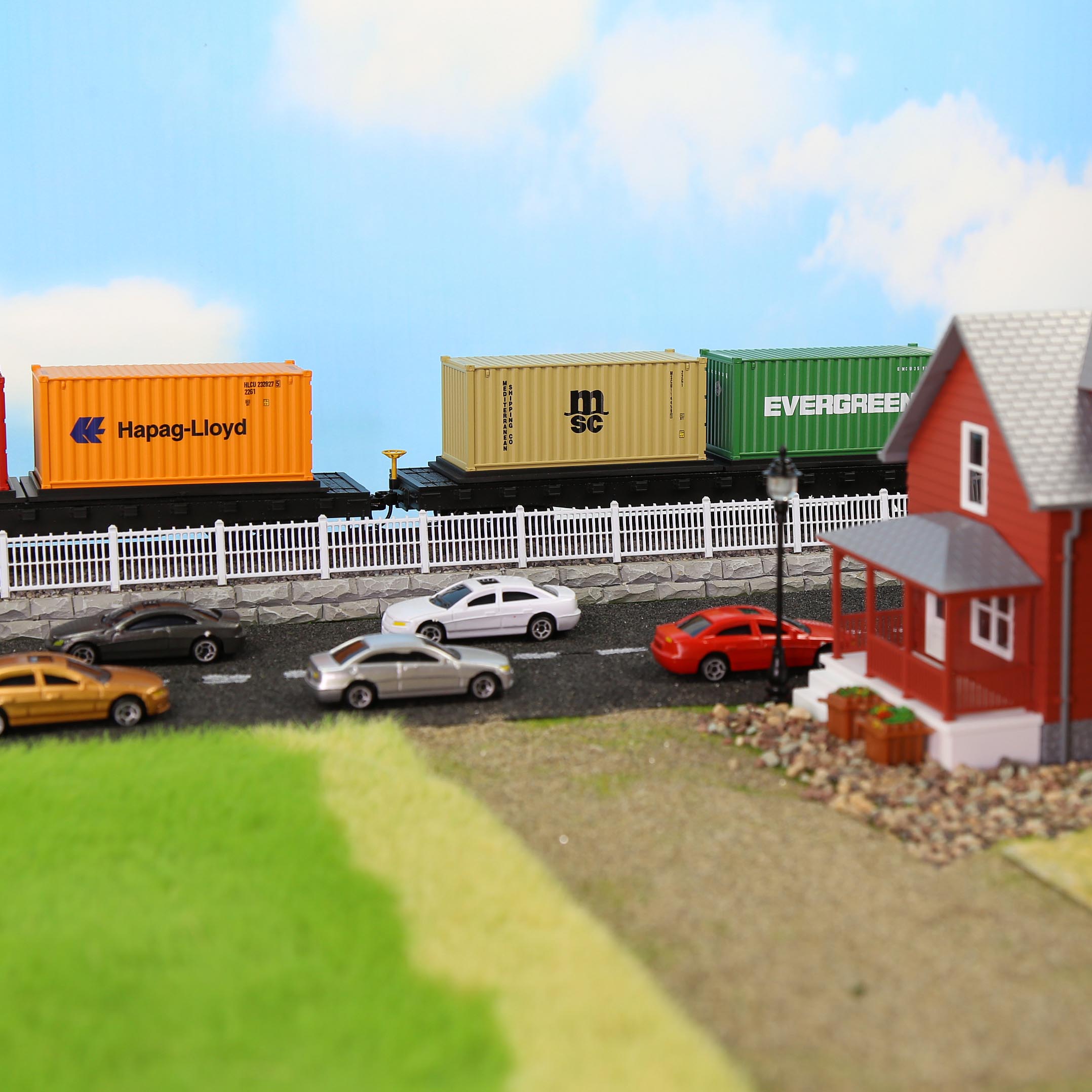 HO Scale 1:87 20ft Shipping Container 20' Cargo Box Model Railway Layout  C8726